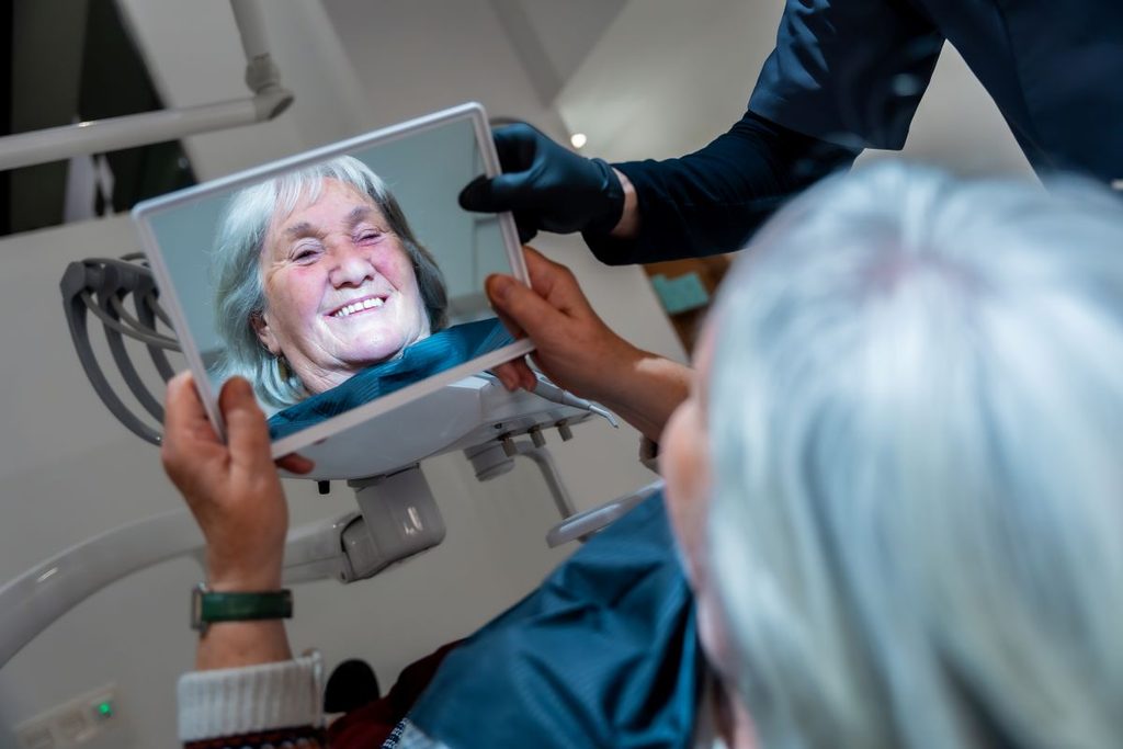 Full Mouth Reconstruction